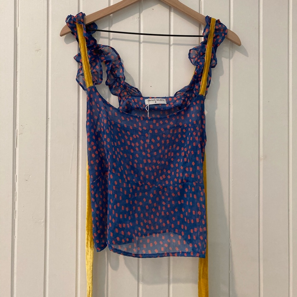 Fun spring/summer top